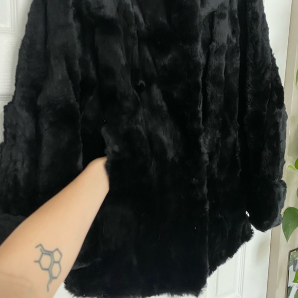 Gorgeous black furry mink coat - Picture 5 of 7